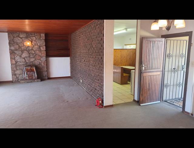 3 BEDROOM HOUSE FOR SALE IN KENSINGTON B